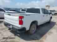 2020 Chevrolet Silverado 1500 Work Truck z VIN 1GCRYAEFXLZ179618, wystawiony jako IAAI lot #42499975 z przebiegiem 74 410 mil mil oraz . Historia ofert i sprzedaży dostępna na DreamBid. Obrazek 4.