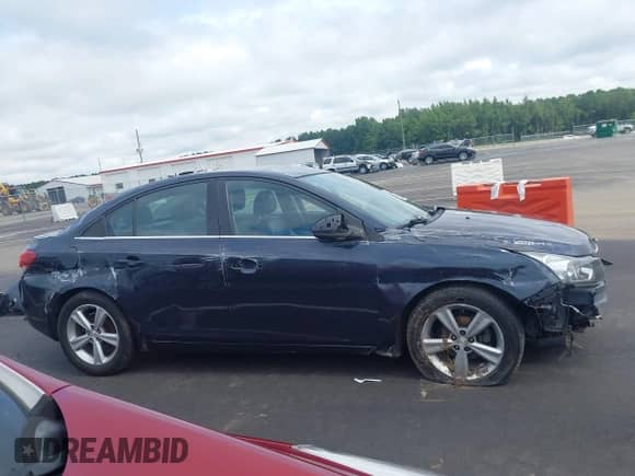 2014 Chevrolet Cruze 2LT z VIN 1G1PE5SB9E7310103, wystawiony jako IAAI lot #42957564 z przebiegiem 140 674 mil mil oraz . Historia ofert i sprzedaży dostępna na DreamBid. Obrazek 14.