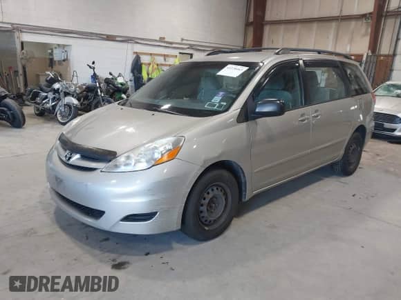 2009 Toyota Sienna CE с VIN 5TDZK23C39S242858, выставлен на аукционе IAAI как лот 43370463 с пробегом 191 572 миль миль и . История ставок и продаж доступна на DreamBid. Изображение 2.