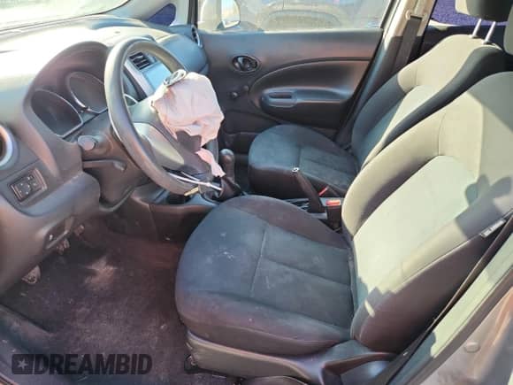 2014 Nissan Note S z VIN 3N1CE2CP1EL393281, wystawiony jako Copart lot #81912255 z przebiegiem 133 356 mil mil oraz Szkoda całkowita • Salvage title. Historia ofert i sprzedaży dostępna na DreamBid. Obrazek 7.