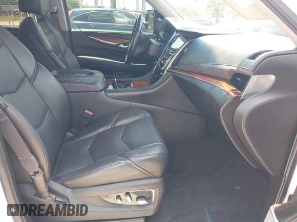 2016 Cadillac Escalade ESV Premium Collection with VIN 1GYS3JKJ3GR230952, listed as a IAAI auction lot 42395868 with Not provided miles and . Bid and sale history available at DreamBid. Image 5.
