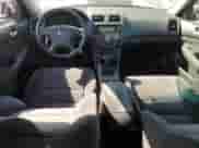 2005 Honda Accord LX z VIN 1HGCM56455A122820, wystawiony jako Copart lot #89492365 z przebiegiem 129 200 mil mil oraz Szkoda całkowita • Salvage title. Historia ofert i sprzedaży dostępna na DreamBid. Obrazek 8.