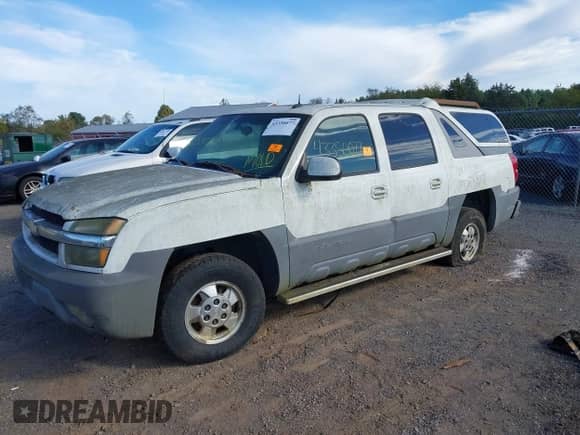 2002 Chevrolet Avalanche с VIN 3GNEC13T22G344766, выставлен на аукционе IAAI как лот 43350077 с пробегом 550 579 миль миль и . История ставок и продаж доступна на DreamBid. Изображение 2.