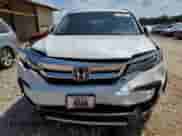 2020 Honda Pilot Touring 8-Passenger z VIN 5FNYF5H94LB011994, wystawiony jako Copart lot #56168045 z przebiegiem 91 737 mil mil oraz Szkoda całkowita • Salvage title. Historia ofert i sprzedaży dostępna na DreamBid. Obrazek 5.