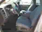 2016 Ram 1500 SLT z VIN 1C6RR6GG5GS227340, wystawiony jako Copart lot #67134575 z przebiegiem 92 982 mil mil oraz Szkoda całkowita • Salvage title. Historia ofert i sprzedaży dostępna na DreamBid. Obrazek 7.