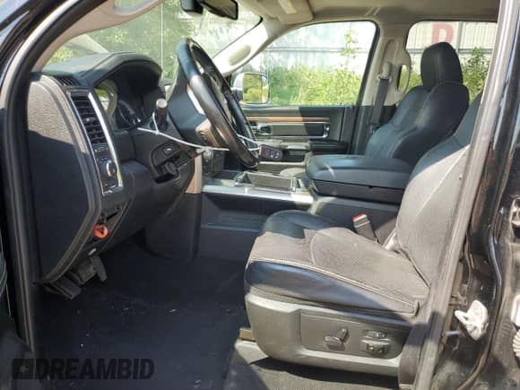 2014 Ram 1500 Laramie with VIN 1C6RR7JTXES210154, listed as a Copart auction lot 68173015 with 162,894 mi miles and Clean title. Bid and sale history available at DreamBid. Image 7.