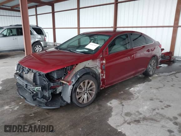 2015 Hyundai Sonata Sport с VIN 5NPE34AF0FH111828, выставлен на аукционе IAAI как лот 43417511 с пробегом 157 809 миль миль и . История ставок и продаж доступна на DreamBid. Изображение 19.