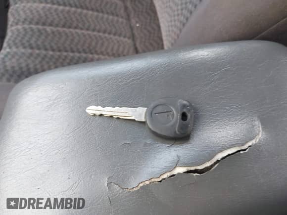 2005 Pontiac Grand Am SE с VIN 1G2NE52F75M255951, выставлен на аукционе IAAI как лот 41418328 с пробегом 199 700 миль миль и . История ставок и продаж доступна на DreamBid. Изображение 11.