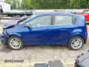 2012 Chevrolet Sonic LT z VIN 1G1JC6SH8C4209669, wystawiony jako IAAI lot #42671390 z przebiegiem 127 516 mil mil oraz . Historia ofert i sprzedaży dostępna na DreamBid. Obrazek 14.