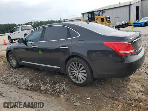 2015 Hyundai Equus Signature with VIN KMHGH4JH6FU092960, listed as a Copart auction lot 58793325 with 59,875 mi miles and Salvage title. Bid and sale history available at DreamBid. Image 2.
