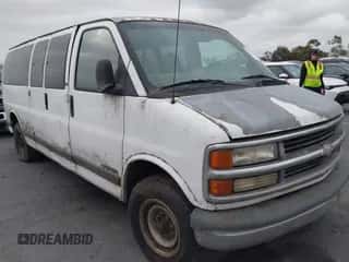 2000 Chevrolet Express с VIN 1GAHG39J4Y1265384, выставлен на аукционе IAAI как лот 42294326 с пробегом 200 891 миль миль и . История ставок и продаж доступна на DreamBid. Изображение 1.