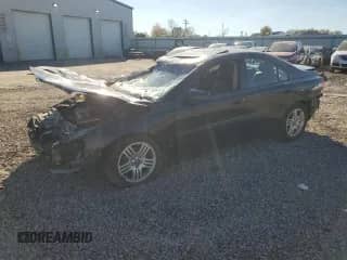 2005 Volvo S60 с VIN YV1RS592452477779, выставлен на аукционе Copart как лот 82005425 с пробегом 108 734 миль миль и Списание • Salvage title. История ставок и продаж доступна на DreamBid. Изображение 1.