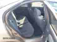 2000 Dodge Neon Highline z VIN 1B3ES46C5YD722773, wystawiony jako IAAI lot #43142303 z przebiegiem 91 601 mil mil oraz . Historia ofert i sprzedaży dostępna na DreamBid. Obrazek 8.