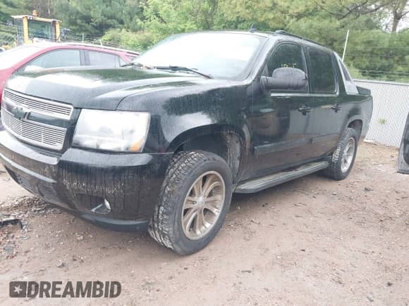 2007 Chevrolet Avalanche 2LT z VIN 3GNEC12J27G196433, wystawiony jako IAAI lot #42361795 z przebiegiem 186 808 mil mil oraz . Historia ofert i sprzedaży dostępna na DreamBid. Obrazek 2.
