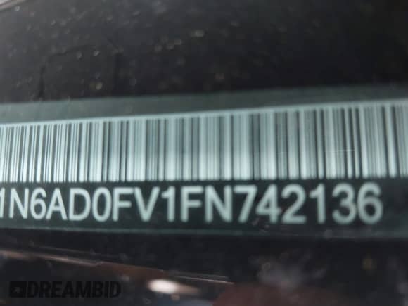 2015 Nissan Frontier SV with VIN 1N6AD0FV1FN742136, listed as a IAAI auction lot 43330683 with 130,630 mi miles and . Bid and sale history available at DreamBid. Image 9.