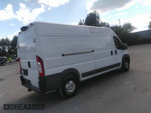 2018 Ram ProMaster Cargo с VIN 3C6TRVDG9JE111265, выставлен на аукционе IAAI как лот 42925417 с пробегом 181 588 миль миль и . История ставок и продаж доступна на DreamBid. Изображение 4.