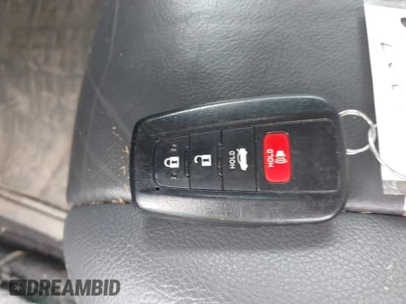 2020 Toyota Camry Hybrid XLE z VIN 4T1F31AK0LU528282, wystawiony jako IAAI lot #42381278 z przebiegiem 91 478 mil mil oraz . Historia ofert i sprzedaży dostępna na DreamBid. Obrazek 11.