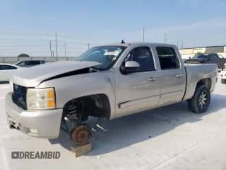 2007 Chevrolet Silverado 1500 2LT with VIN 2GCEC13J471520479, listed as a Copart auction lot 58926805 with Not provided miles and Salvage title. Bid and sale history available at DreamBid. Image 1.