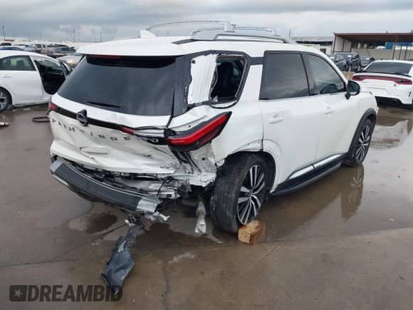 2023 Nissan Pathfinder Platinum с VIN 5N1DR3DK3PC204722, выставлен на аукционе IAAI как лот 42470415 с пробегом 22 304 миль миль и . История ставок и продаж доступна на DreamBid. Изображение 4.