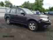 2013 Subaru Forester X z VIN JF2SHABC9DH443674, wystawiony jako Copart lot #62688295 z przebiegiem 122 771 mil mil oraz Szkoda całkowita • Salvage title. Historia ofert i sprzedaży dostępna na DreamBid. Obrazek 4.