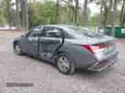 2025 Hyundai Elantra SE with VIN KMHLL4DG7SU912988, listed as a IAAI auction lot 43346956 with 4,894 mi miles and . Bid and sale history available at DreamBid. Image 3.