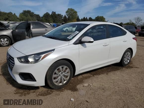 2018 Hyundai Accent SEL with VIN 3KPC24A31JE019561, listed as a Copart auction lot 84365955 with 103,201 mi miles and Salvage title. Bid and sale history available at DreamBid. Image 1.