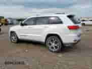 2018 Jeep Grand Cherokee Sterling с VIN 1C4RJEBG4JC322703, выставлен на аукционе Copart как лот 60742505 с пробегом 110 621 миль миль и Списание • Salvage title. История ставок и продаж доступна на DreamBid. Изображение 2.