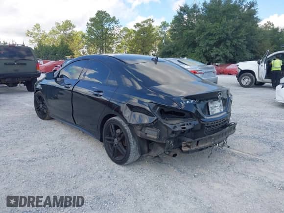 2018 Mercedes-Benz CLA 250 с VIN WDDSJ4EB1JN558313, выставлен на аукционе IAAI как лот 43287013 с пробегом 117 469 миль миль и . История ставок и продаж доступна на DreamBid. Изображение 3.