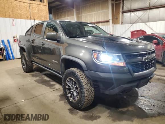 2018 Chevrolet Colorado 4WD ZR2 z VIN 1GCGTEEN0J1176761, wystawiony jako Copart lot #85403655 z przebiegiem 49 017 mil mil oraz Czysty tytuł • Clean title. Historia ofert i sprzedaży dostępna na DreamBid. Obrazek 4.