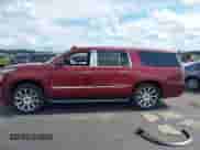 2017 Cadillac Escalade ESV Luxury с VIN 1GYS3HKJ0HR255673, выставлен на аукционе IAAI как лот 43042770 с пробегом Не указан миль и . История ставок и продаж доступна на DreamBid. Изображение 13.