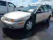 2002 Saturn SL с VIN 1G8ZK52712Z234021, выставлен на аукционе IAAI как лот 43119833 с пробегом 292 780 миль миль и . История ставок и продаж доступна на DreamBid. Изображение 2.