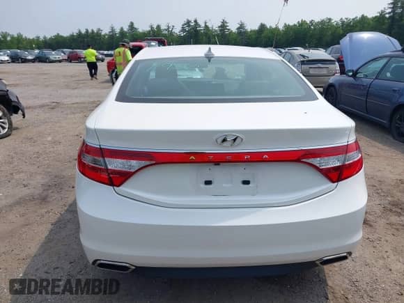 2017 Hyundai Azera с VIN KMHFG4JG6HA574743, выставлен на аукционе IAAI как лот 42406563 с пробегом 54 859 миль миль и . История ставок и продаж доступна на DreamBid. Изображение 17.