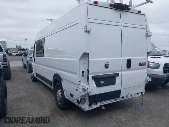 2022 Ram ProMaster Cargo с VIN 3C6MRVJGXNE138215, выставлен на аукционе IAAI как лот 42031115 с пробегом 51 950 миль миль и . История ставок и продаж доступна на DreamBid. Изображение 3.