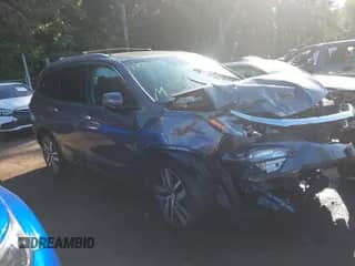 2016 Honda Pilot Elite with VIN 5FNYF6H09GB098904, listed as a IAAI auction lot 43061379 with Not provided miles and . Bid and sale history available at DreamBid. Image 1.