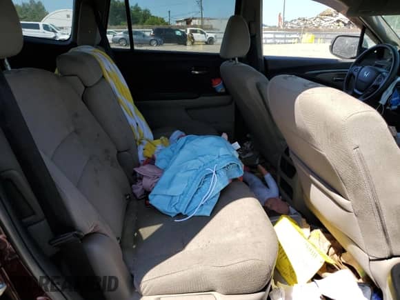 2016 Honda Pilot LX z VIN 5FNYF6H17GB020081, wystawiony jako Copart lot #68360665 z przebiegiem Nie podano mil oraz Szkoda całkowita • Salvage title. Historia ofert i sprzedaży dostępna na DreamBid. Obrazek 11.