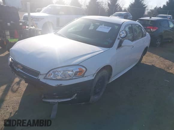 2011 Chevrolet Impala Police Police с VIN 2G1WD5EM0B1260972, выставлен на аукционе IAAI как лот 41772780 с пробегом 82 957 миль миль и . История ставок и продаж доступна на DreamBid. Изображение 17.
