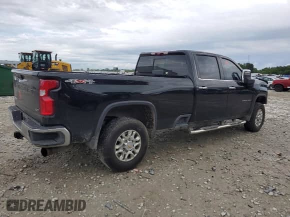 2022 Chevrolet Silverado 3500HD LTZ z VIN 1GC4YUEY5NF353337, wystawiony jako Copart lot #62393394 z przebiegiem 51 284 mil mil oraz Szkoda całkowita • Salvage title. Historia ofert i sprzedaży dostępna na DreamBid. Obrazek 3.