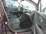 2020 Chevrolet Trax LT z VIN KL7CJLSB4LB334239, wystawiony jako IAAI lot #43054209 z przebiegiem 51 538 mil mil oraz . Historia ofert i sprzedaży dostępna na DreamBid. Obrazek 5.