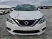 2017 Nissan Sentra S z VIN 3N1AB7AP5HY209273, wystawiony jako Copart lot #85712275 z przebiegiem 129 873 mil mil oraz Szkoda całkowita • Salvage title. Historia ofert i sprzedaży dostępna na DreamBid. Obrazek 5.