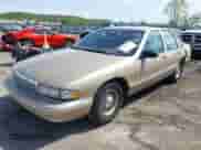 1996 Chevrolet Caprice 1SA Special Value with VIN 1G1BL52P9TR190980, listed as a IAAI auction lot 42019775 with 135,432 mi miles and . Bid and sale history available at DreamBid. Image 17.