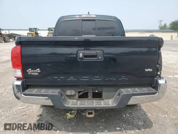 2017 Toyota Tacoma SR5 with VIN 3TMCZ5AN1HM100059, listed as a Copart auction lot 71779535 with 133,123 mi miles and Clean title. Bid and sale history available at DreamBid. Image 6.