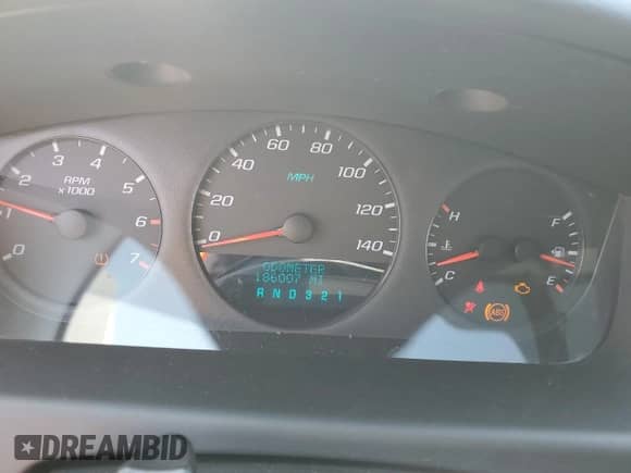 2009 Chevrolet Impala Police Police with VIN 2G1WS57M191231817, listed as a Copart auction lot 59637255 with 186,007 mi miles and Salvage title. Bid and sale history available at DreamBid. Image 9.