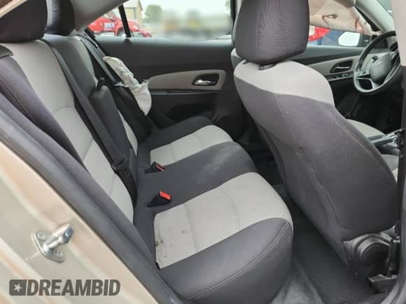 2013 Chevrolet Cruze LS z VIN 1G1PA5SH6D7209731, wystawiony jako Copart lot #81654525 z przebiegiem 99 728 mil mil oraz Szkoda całkowita • Salvage title. Historia ofert i sprzedaży dostępna na DreamBid. Obrazek 10.