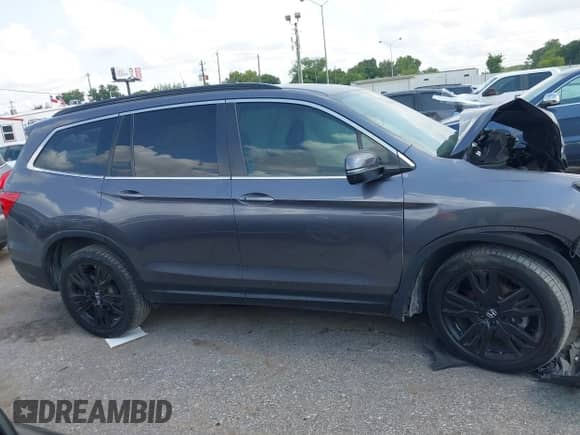 2022 Honda Pilot Special Edition z VIN 5FNYF6H25NB084612, wystawiony jako IAAI lot #42914232 z przebiegiem Nie podano mil oraz . Historia ofert i sprzedaży dostępna na DreamBid. Obrazek 13.