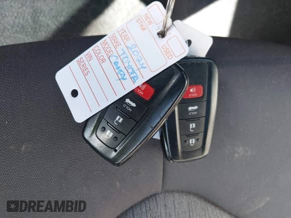 2024 Toyota Camry Hybrid LE с VIN 4T1H31AK2RU076885, выставлен на аукционе IAAI как лот 42582811 с пробегом Не указан миль и . История ставок и продаж доступна на DreamBid. Изображение 11.