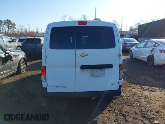 2017 Chevrolet City Express Cargo LS z VIN 3N63M0YN0HK692442, wystawiony jako IAAI lot #41612647 z przebiegiem 197 623 mil mil oraz . Historia ofert i sprzedaży dostępna na DreamBid. Obrazek 16.