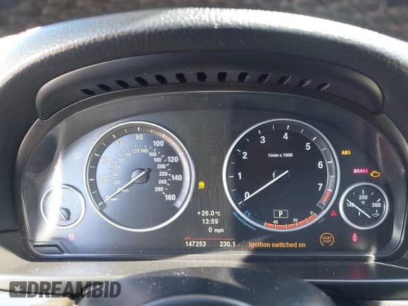 2013 BMW 5 Series 528i с VIN WBAXG5C52DD233582, выставлен на аукционе IAAI как лот 43326429 с пробегом 147 253 миль миль и . История ставок и продаж доступна на DreamBid. Изображение 7.