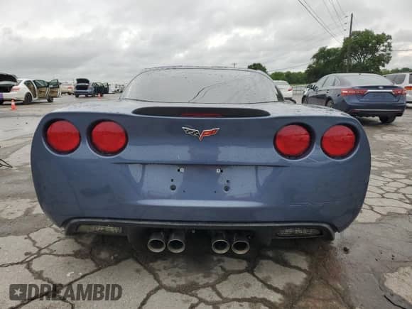 2011 Chevrolet Corvette Z16 Grand Sport 3LT с VIN 1G1YS2DW2B5101773, выставлен на аукционе Copart как лот 60255605 с пробегом 15 451 миль миль и Списание • Salvage title. История ставок и продаж доступна на DreamBid. Изображение 6.