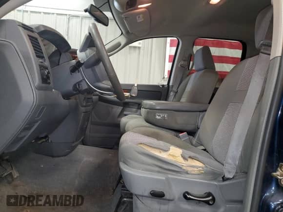 2006 Dodge 1500 SLT with VIN 1D7HU18296S601395, listed as a Copart auction lot 67462445 with 189,895 mi miles and Clean title. Bid and sale history available at DreamBid. Image 7.