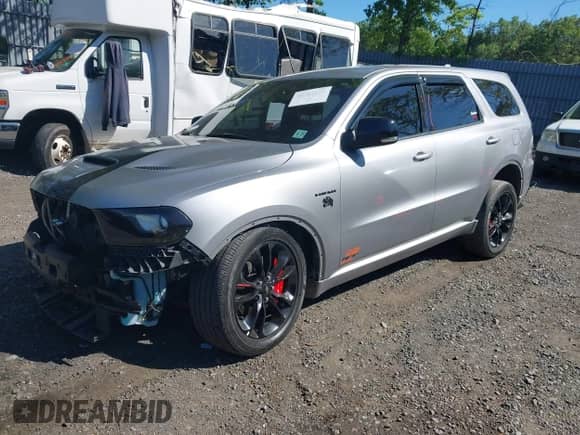 2020 Dodge Durango R/T z VIN 1C4SDJCT5LC131792, wystawiony jako IAAI lot #42301618 z przebiegiem 33 103 mil mil oraz . Historia ofert i sprzedaży dostępna na DreamBid. Obrazek 2.